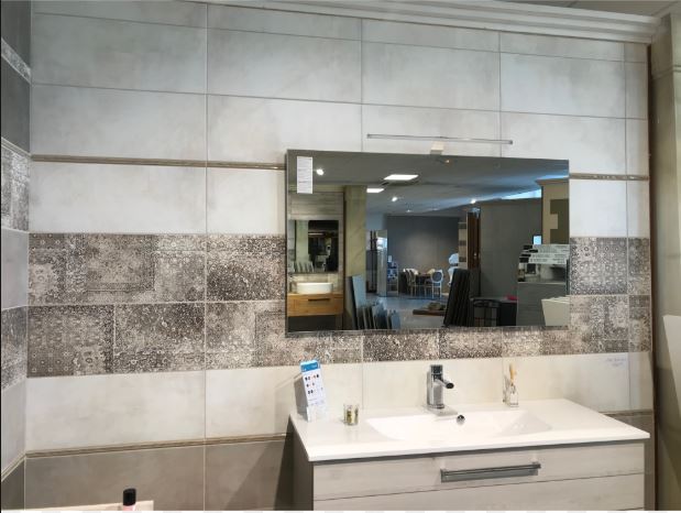 Carrelage faience contemporaine effet béton ciré pour salle de bain Herberia Portland