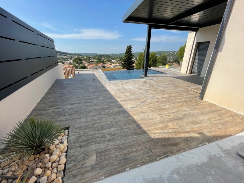 Carrelage extérieur pour une maison à Gardanne imitation bois en 20X120  modèle Yousemite