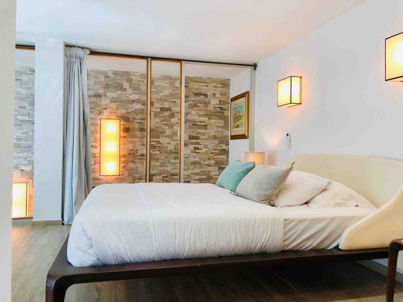 Vente et pose d’un carrelage imitation bois sur Carry le rouet modèle Canapa