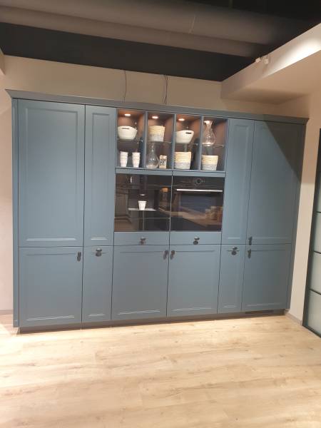 Cuisine rustique chic , quand le classique confronte le moderne sur saint victoret